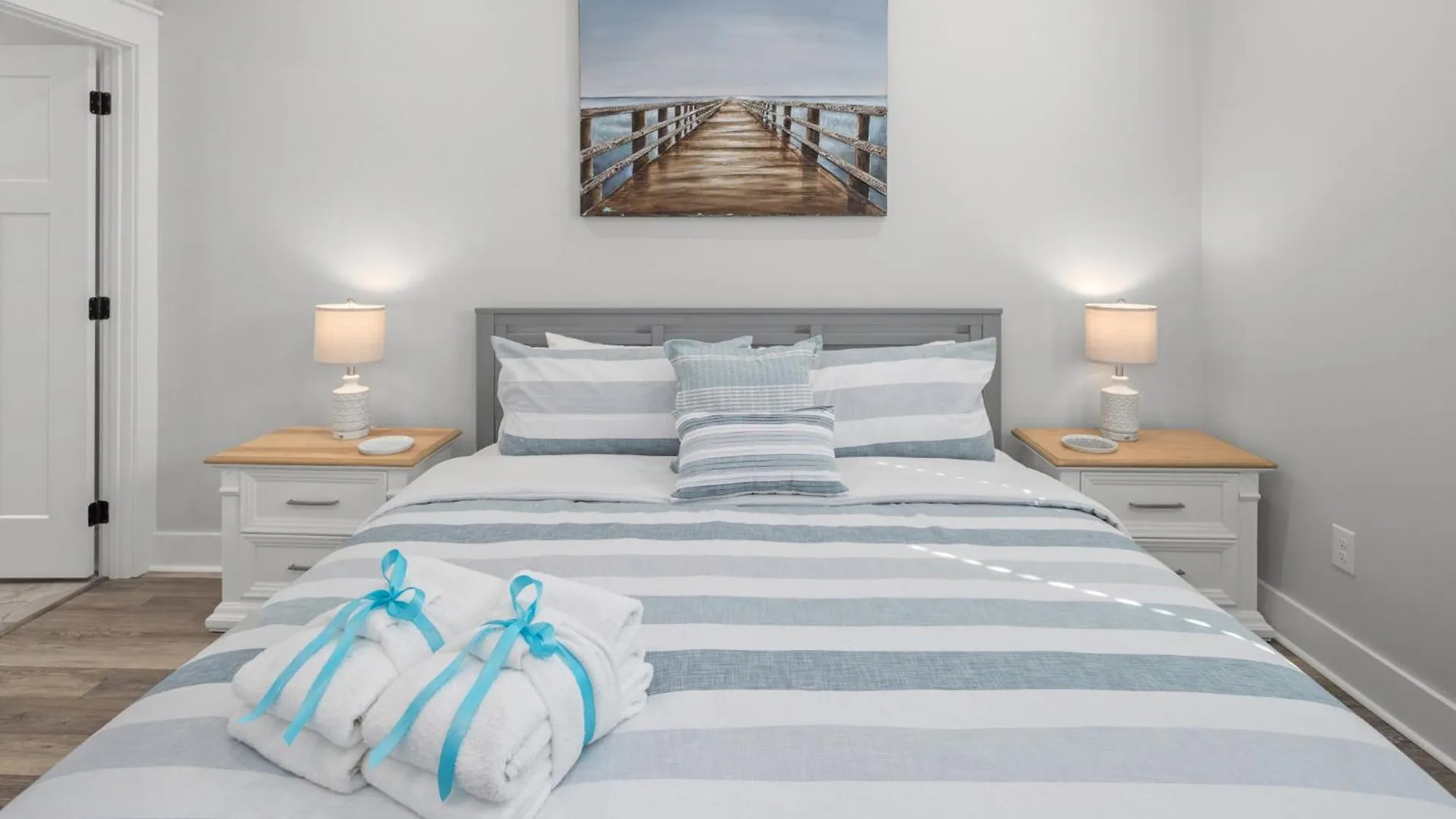 Laguna Haven! 3Br 2Ba Sleeps 7! Your Perfect Escape! Panama City Beach